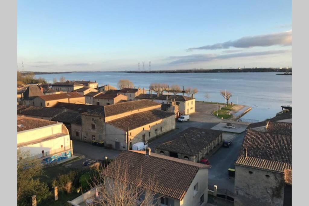 Bourg Superbe Appart Avec Vue Magnifique Bagian luar foto
